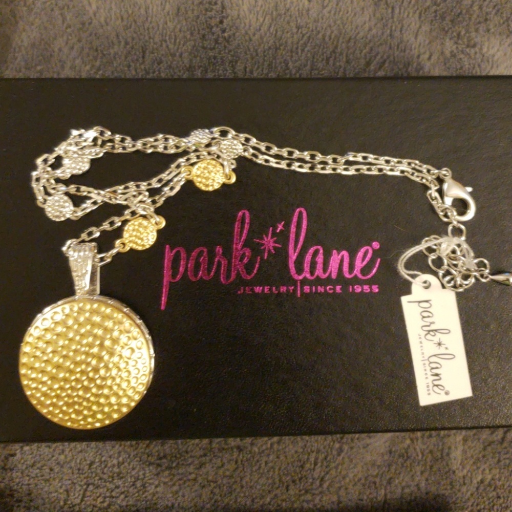 Park Lane jewelry Necklace